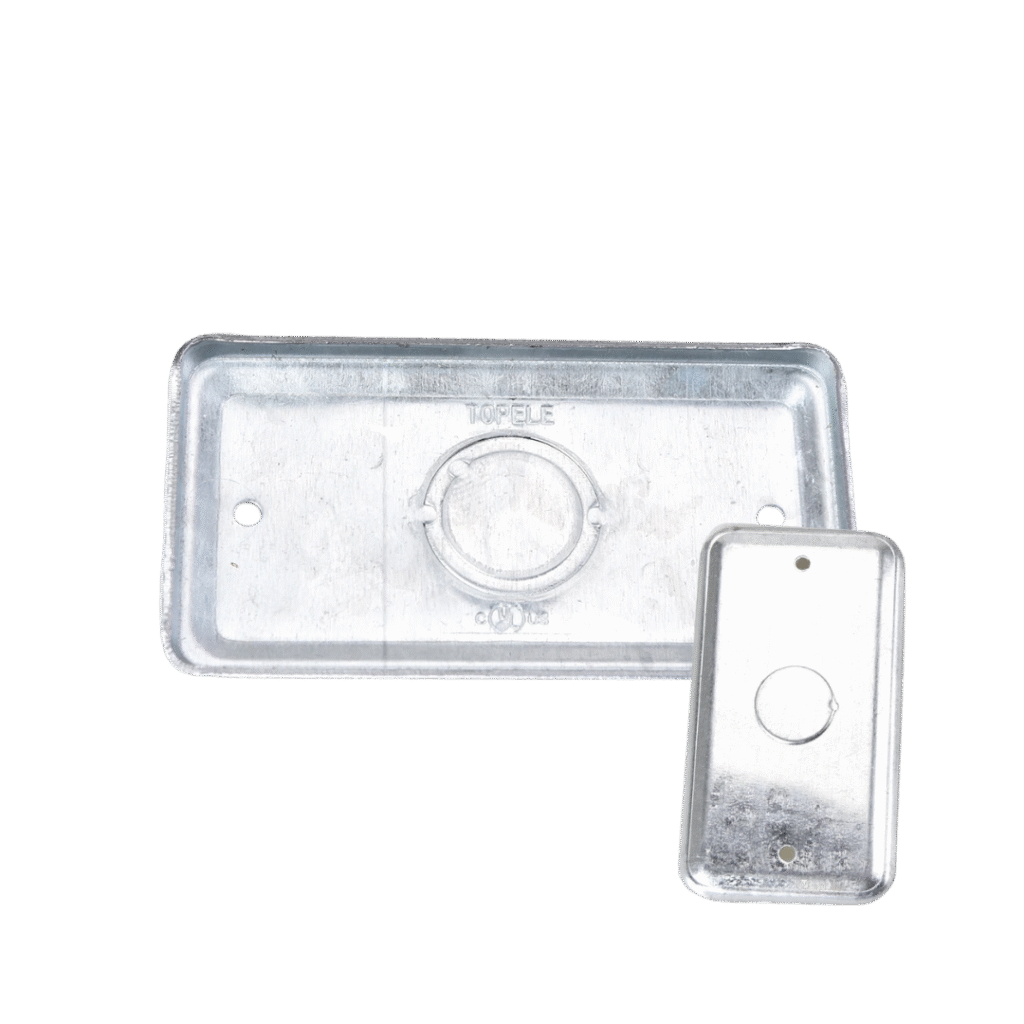 TAPA RECTANGULAR 1_2_ CON TORNILLOS